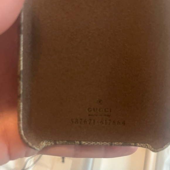 Gucci phone case - Picture 3 of 7